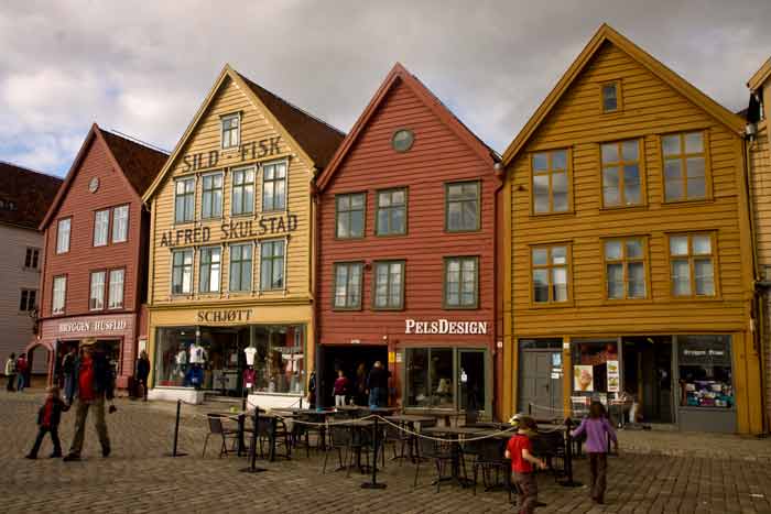 Bergen-quai-bryggen-Norvège