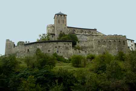 Suisse-voyage-enfant-famille-sion-visite-château