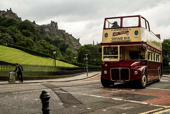 bus-rouge-edimbourg avec enfants