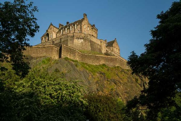 Visiter Edimbourg en famille: les tops avec enfants chateau-edimbourg