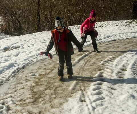 sport-hiver-enfants-patinage