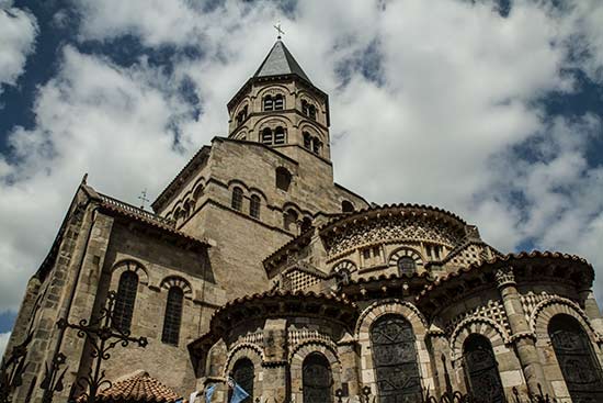 basilique-de-Notre-Dame-du-Port-clermont-ferrand