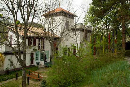 maison-alexandra-david-neel-dignes verdon en famille