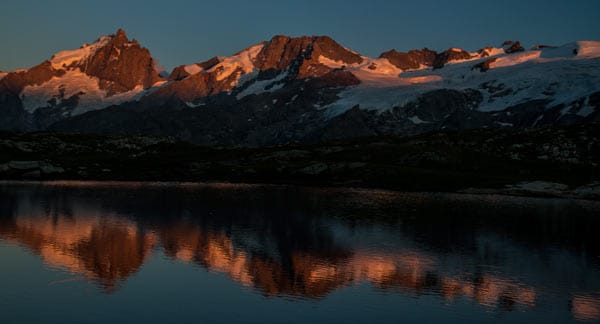 Randonnée et bivouac en Oisans sur le plateau d’Emparis en famille massif-Ecrins-depuis-plateau-emparis-oisans-alpes