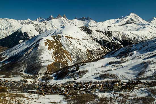 saint-sorlin-arves-en-hiver-sous-neige