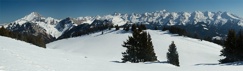 Paysage-aravis-depuis-plateau-des-glieres