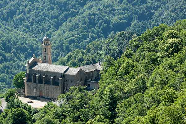 Eglise-de-Piedicroce-en-Corse