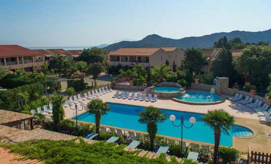 vacances-en-corse-en-famille-tout-compris