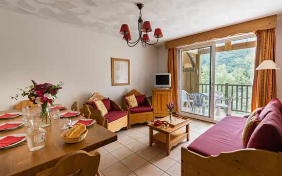 Vacances en famille au ski dans les Pyrénées – TOP23 séjours avec enfants résidence-vacances familiale-ski-pyrenees