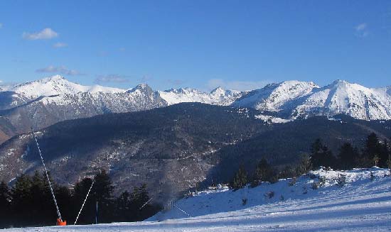 station-ski-pyrénées-familiale