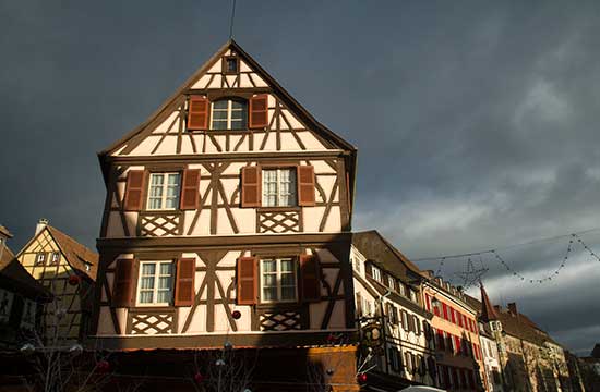 Alsace en famille : 24 choses à visiter et activités avec enfants alsace-avec-enfants-maison-à-colombage-colmar