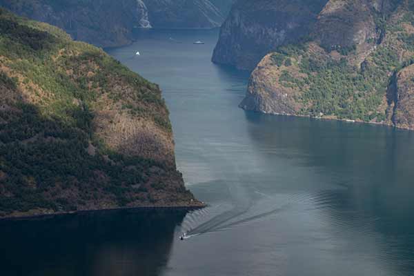-fjord-Naerofjord-Norvège-famille