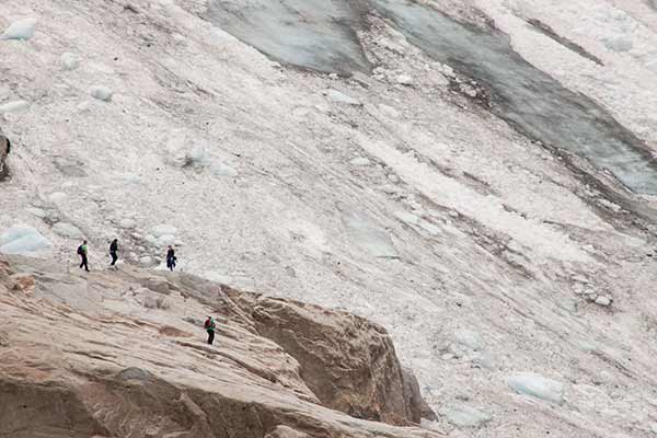 randonnée-glacier-Bodalsbreen-Norvège-randonneur
