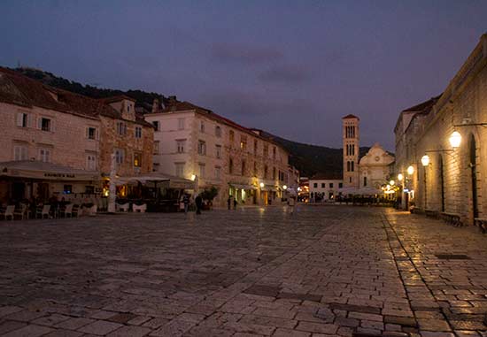 ile-et-ville-Hvar-Croatie