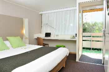 hotel-chambre-familiale-clermont-ferrand
