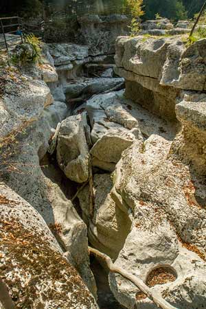 week-end-a-annecy-en-famille-gorges