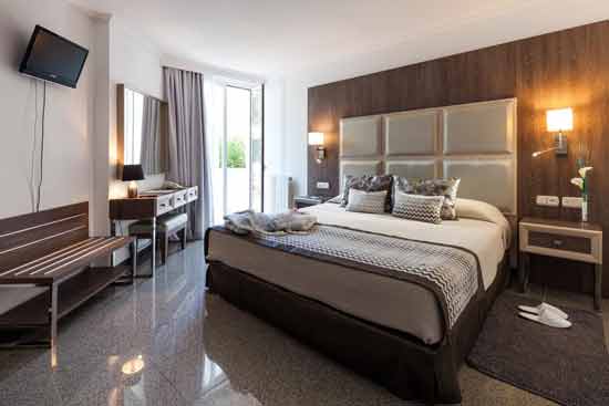 hotel-familial-ibiza