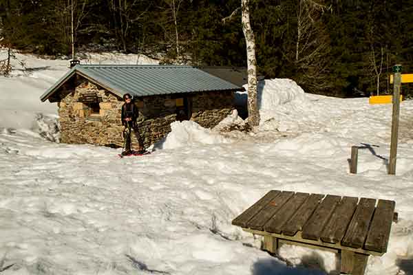 Randonnée-raquette-neige-Belledonne