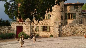 hotel-en-famille-en-auvergne