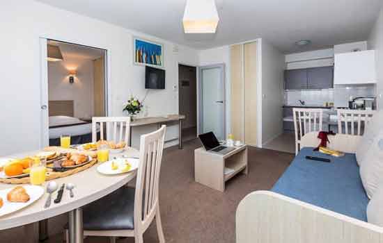 apparthotel-familial-à-la-rochelle