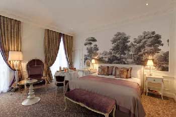 club-familial-de-luxe