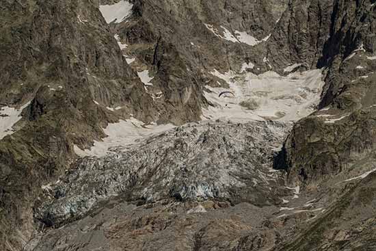 glacier-dans-le-Mont-Blanc-Grandes-Jorasses