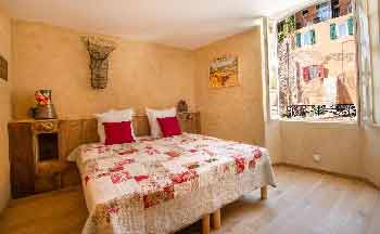 hotel-famille-luberon-avec-piscine