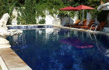 hotel-famille-arles-avec-piscine