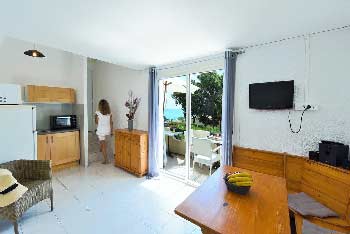 corse-sud-village-vacances-famille