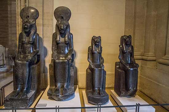 musée-du-louvre-enfants