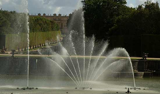 versailles-en-famille-grandes-eaux