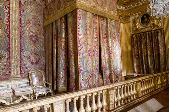 visiter-versailles-en-famille-chambre-du-roi