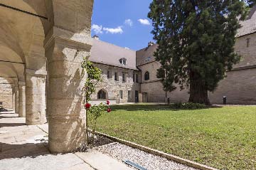 Hôtels en famille à Dijon – TOP15 apparthotel-famille-dijon