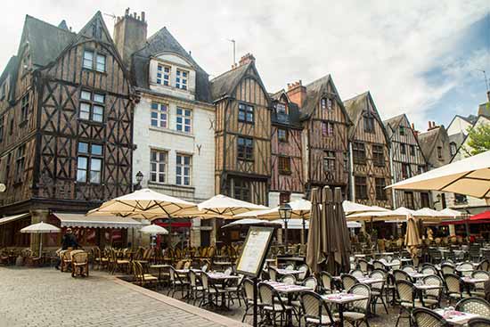 visiter-tours-en-famille visiter-tours-en-famille