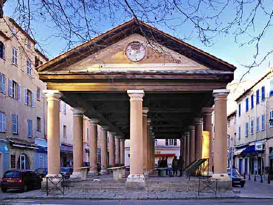 visiter-ile-rousse-en-famille