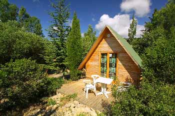 cabane-dans-les-arbres-en-famille-occitanie