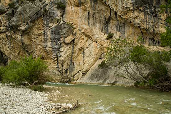 les-plus-beaux-endroits-de-la-drôme-provençale-gorges