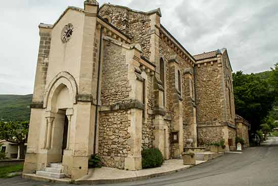 plus-beau-village-drome-provencale