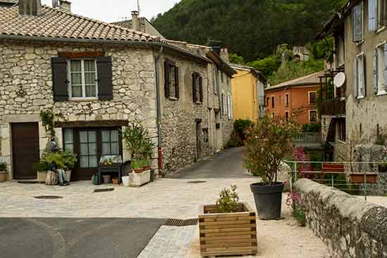 plus-beaux-villages-drome-provencale