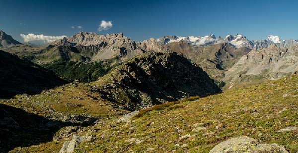 lac-des-gardioles-alpes-