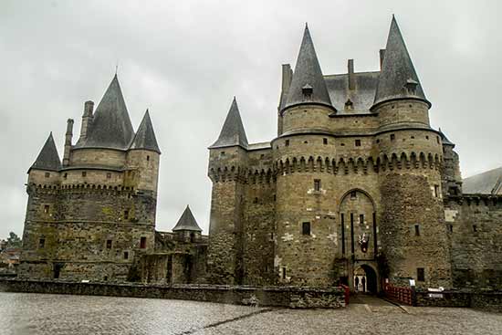 Visite de Vitré, son château et que faire dans les environs chateau-vitré