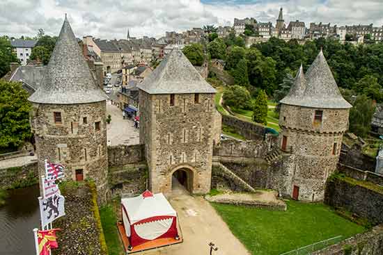 visite-château-de-fougères