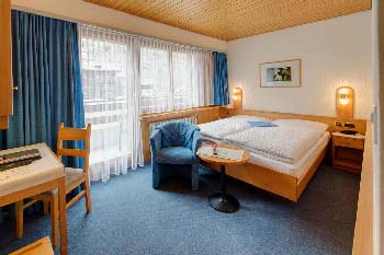 hotel-familial-zermatt-avec-piscine