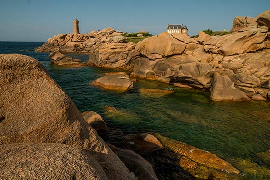 randonnée-sur-la-côte-de-granit-rose-à-ploumanach