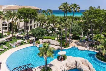 majorque-hotel-luxe-famille-en-bord-de-mer
