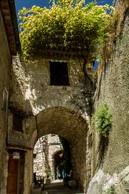 Peillon-village-perché-près-de-nice