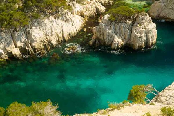 calanque-de-sugiton-marseille-et-pin