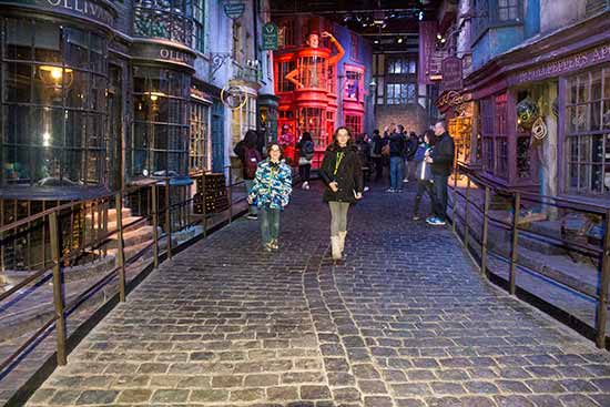 chemin-de-traverse-avec-enfants-studio-harry-potter-Londres