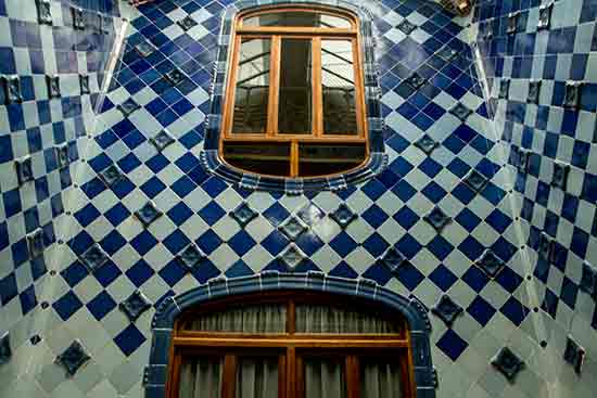 escalier-casa-batllo-barcelone