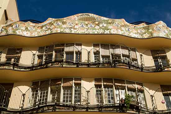 façade-intérieure-casa-batllo-barcelone